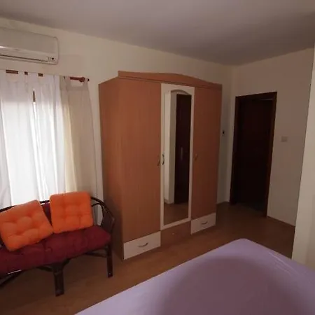 Private Apartament In Berlin / вила берлин * Sveti Vlas