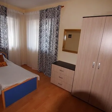 Private Apartament In Berlin / вила берлин *